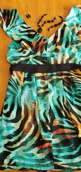 Bisou Bisou  Casual Dress Green/Black Size 16 - Picture 2 of 6